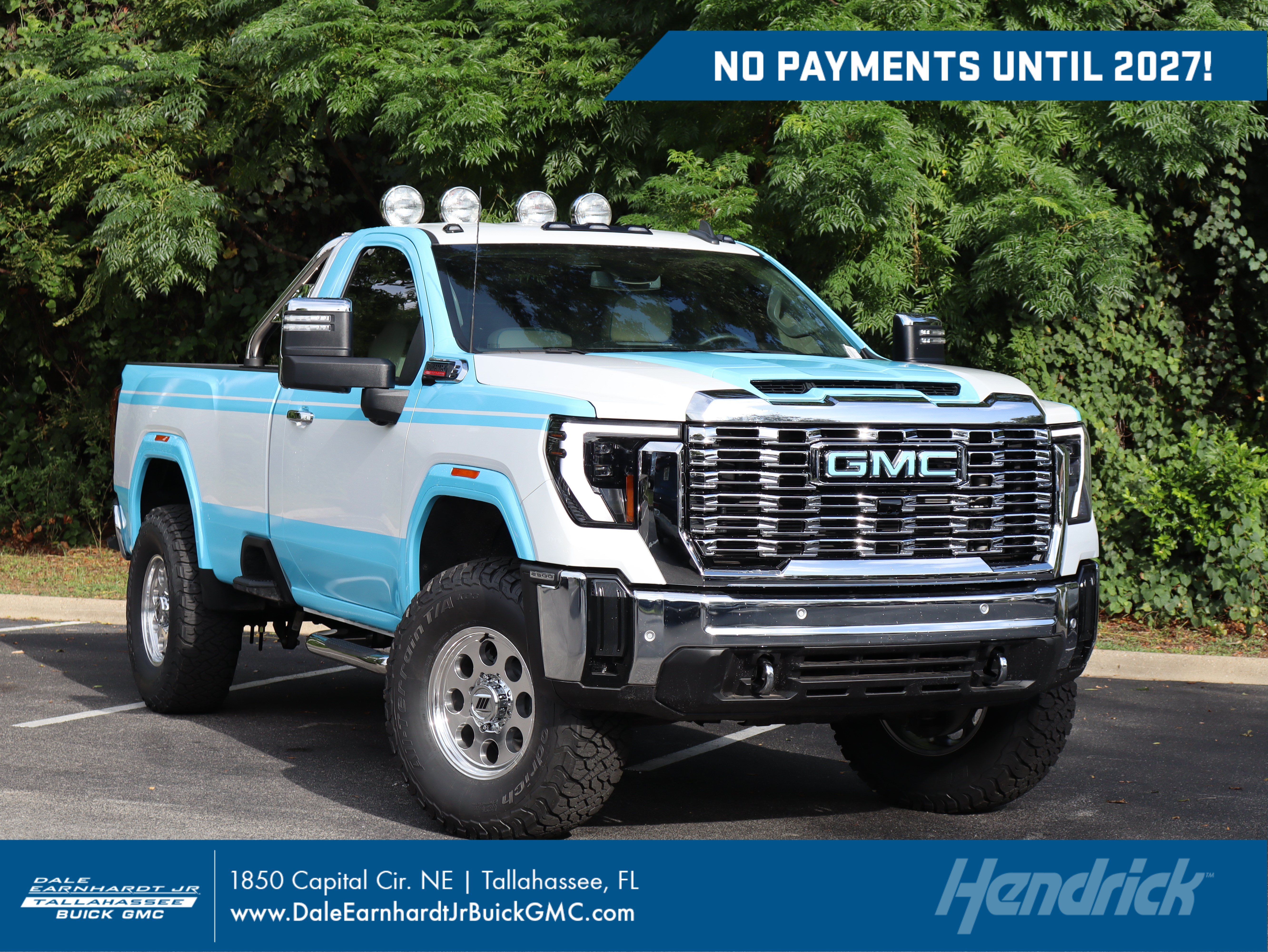 New 2025 GMC Sierra 2500 Pro w/ 1SA Pro Safety Plus Package AWD/4WD image 1