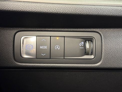 New 2026 Chevrolet Traverse LT w/ Midnight/Sport Edition image 30