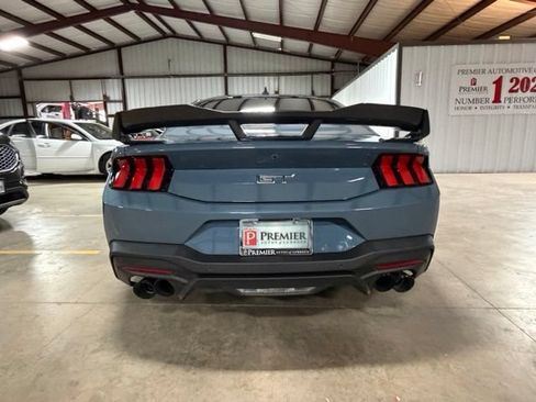 Used 2024 Ford Mustang GT RWD image 7