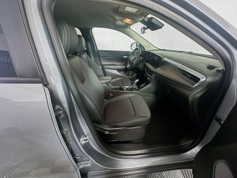 Used 2025 Buick Encore GX Preferred image 32