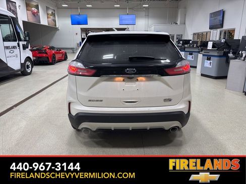 Used 2019 Ford Edge SEL w/ Equipment Group 201A image 4