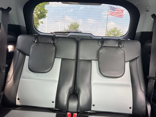 Used 2022 Ford Explorer XLT w/ Equipment Group 202A AWD/4WD image 32
