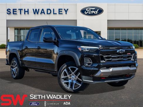 Used 2024 Chevrolet Colorado Z71 w/ Z71 Convenience Package 2 image 1