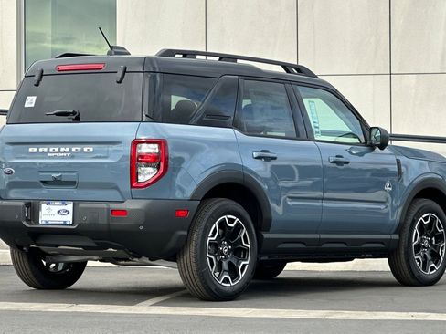 New 2025 Ford Bronco Sport Outer Banks w/ Outer Banks Tech Package+ image 3