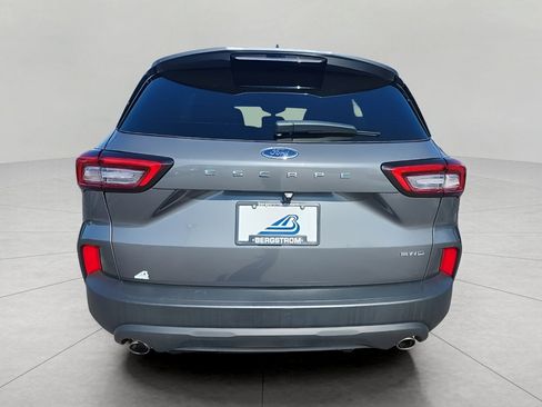 Certified 2025 Ford Escape ST-Line AWD/4WD image 10