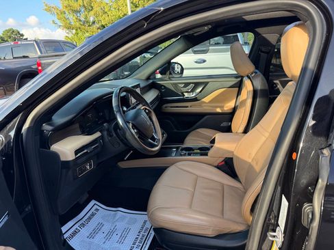 Used 2021 Lincoln Corsair Reserve FWD image 7