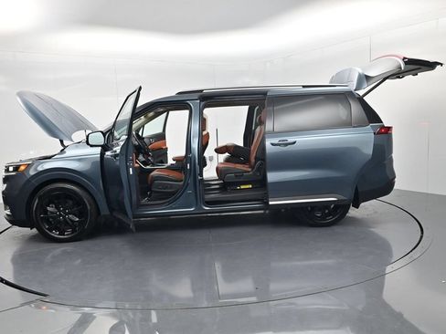 Used 2024 Kia Carnival SX Prestige FWD image 60