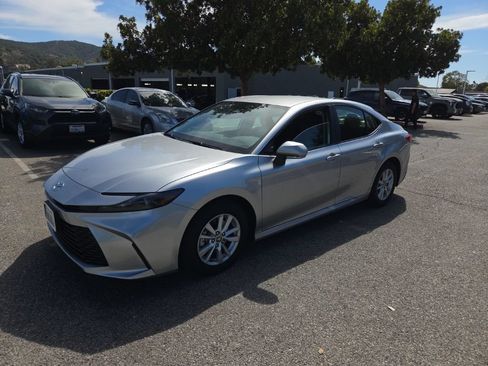 Used 2026 Toyota Camry LE FWD image 1