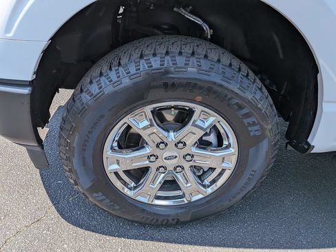 Used 2022 Ford F150 XL w/ Equipment Group 101A High AWD/4WD image 9