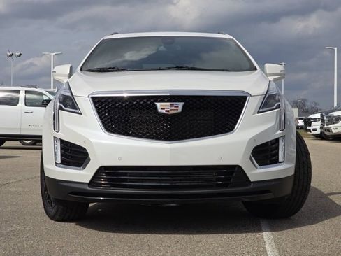 Used 2022 Cadillac XT5 Sportv image 3