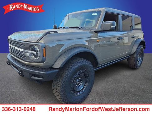New 2025 Ford Bronco Badlands AWD/4WD image 1