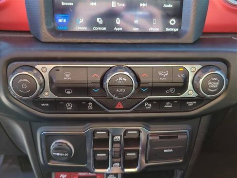 Used 2023 Jeep Gladiator Rubicon w/ Safety Group image 20