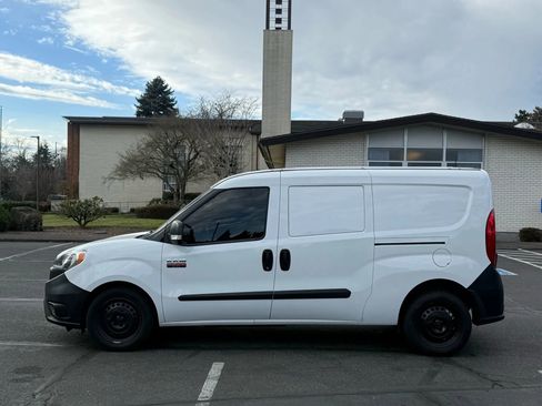 Used 2021 RAM ProMaster City Tradesman w/ Window Group 09 image 2