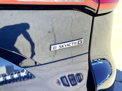 Used 2024 MAZDA CX-90 3.3 Turbo w/ Select Package image 9