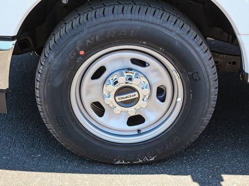 Used 2024 Ford F350 XL w/ 360-Degree Camera Package image 11