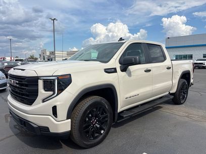 New 2026 GMC Sierra 1500 Pro w/ Graphite Edition