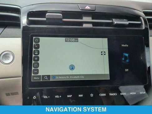 Used 2024 Hyundai Tucson Limited AWD/4WD image 16
