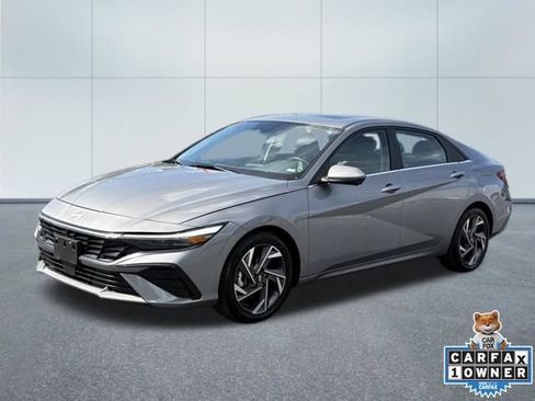 Used 2024 Hyundai Elantra Limited FWD image 6