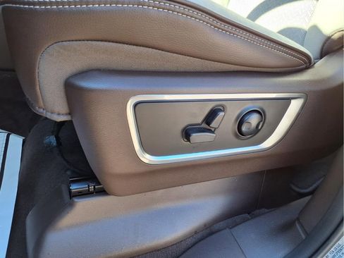 New 2025 RAM 1500 Laramie image 18