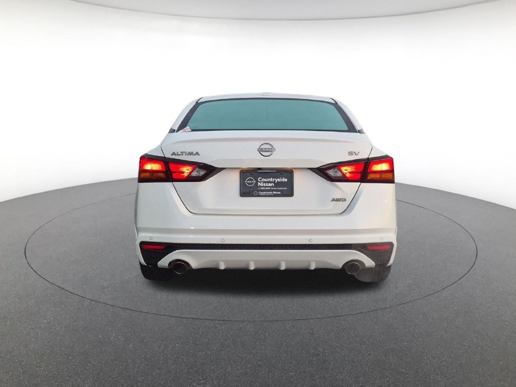 Used 2024 Nissan Altima 2.5 SV w/ SV Premium Package AWD/4WD image 6