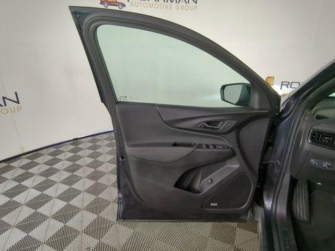 Used 2023 Chevrolet Equinox RS w/ RS Leather Package FWD image 19