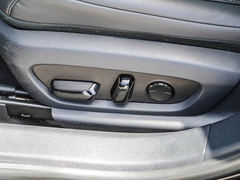 Used 2023 Lexus ES 350 w/ Premium Package FWD image 19