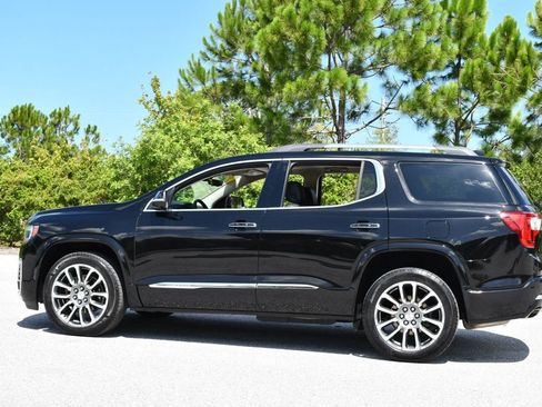 Used 2021 GMC Acadia Denali w/ Denali Technology Package FWD image 4