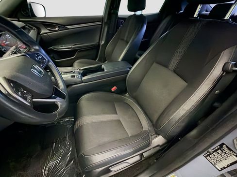 Used 2020 Honda Civic Sport image 11