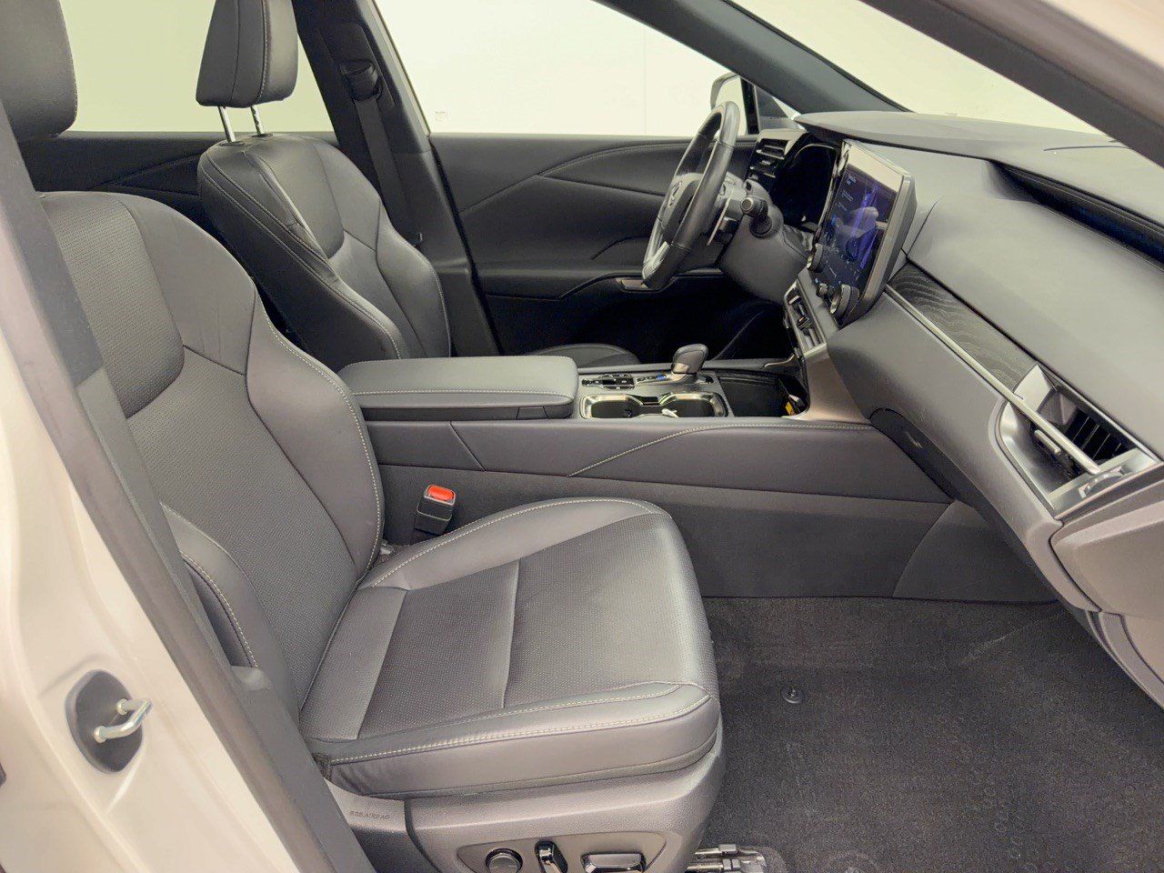 Used 2023 Lexus RX 350 w/ Accessory Package (Z1) AWD/4WD image 30