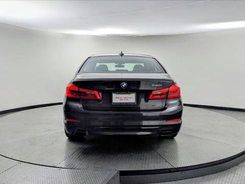 Used 2019 BMW 540i w/ Convenience Package image 6