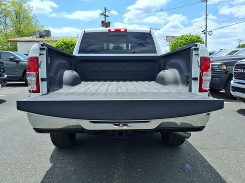 Used 2024 RAM 2500 Tradesman w/ Chrome Appearance Group AWD/4WD image 16