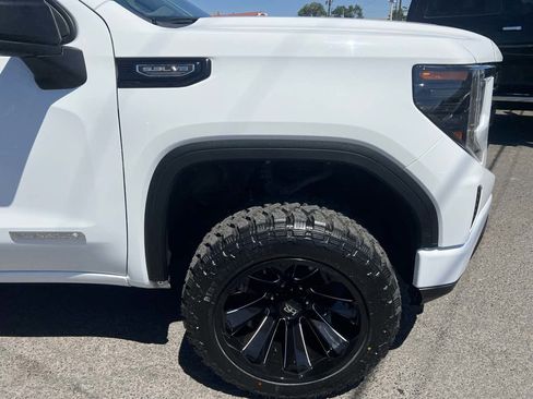 Used 2024 GMC Sierra 1500 Elevation w/ X31 Off-Road Package AWD/4WD image 5