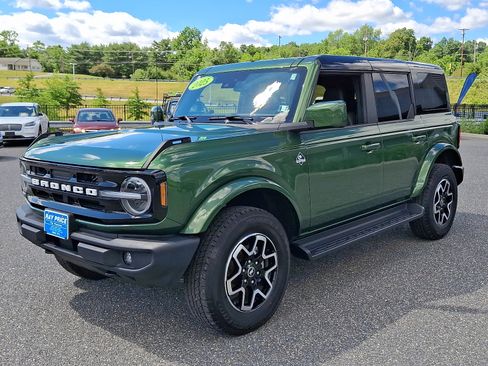 Certified 2025 Ford Bronco Outer Banks AWD/4WD image 3