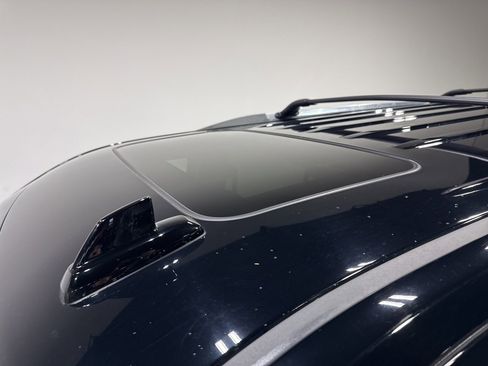 Used 2019 GMC Yukon Denali image 13