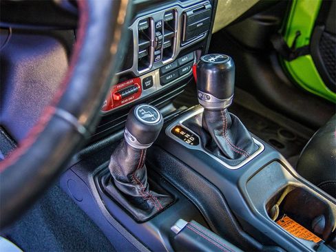 Used 2020 Jeep Wrangler Unlimited Rubicon image 34