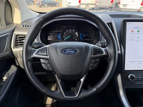 Used 2024 Ford Edge SEL AWD/4WD image 11