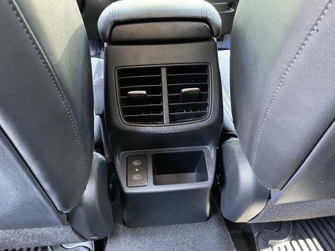 Used 2024 Kia Seltos S FWD image 40