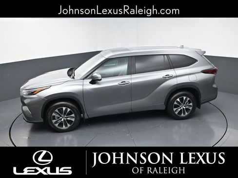 Used 2026 Toyota Highlander XLE image 29