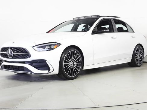 Used 2022 Mercedes-Benz C 300 Sedan image 2