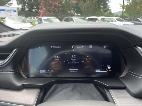 Used 2023 Jeep Grand Cherokee Overland AWD/4WD image 27
