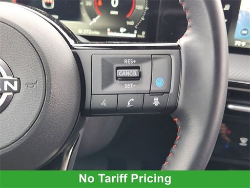 Certified 2025 Nissan Kicks SR w/ Illumination Package image 28