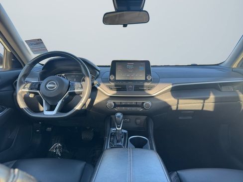 Used 2023 Nissan Altima 2.5 SR image 10