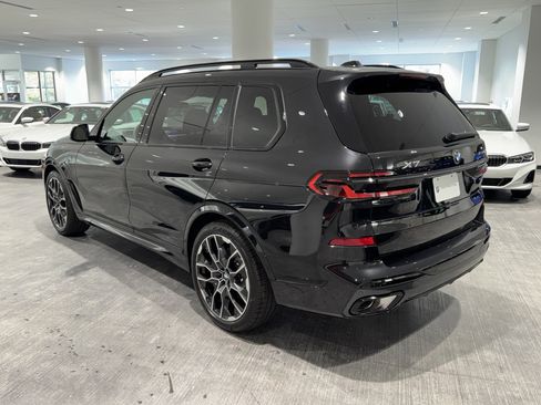 New 2026 BMW X7 xDrive40i w/ M Sport Package image 5