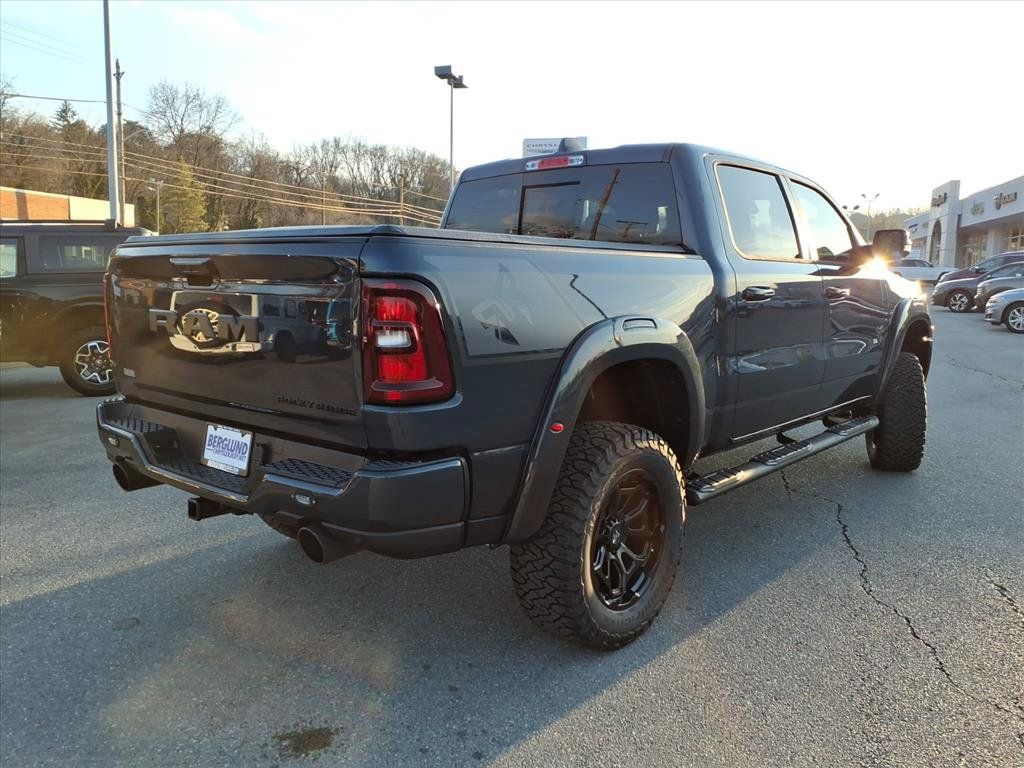 New 2026 RAM 1500 Big Horn AWD/4WD image 4