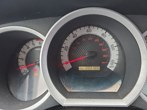 Used 2011 Toyota Tacoma PreRunner image 27