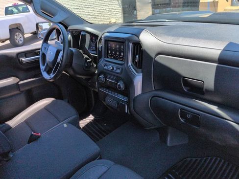 Used 2023 Chevrolet Silverado 1500 Custom Trail Boss AWD/4WD image 30