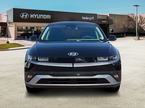 New 2026 Hyundai Ioniq 5 SEL image 12