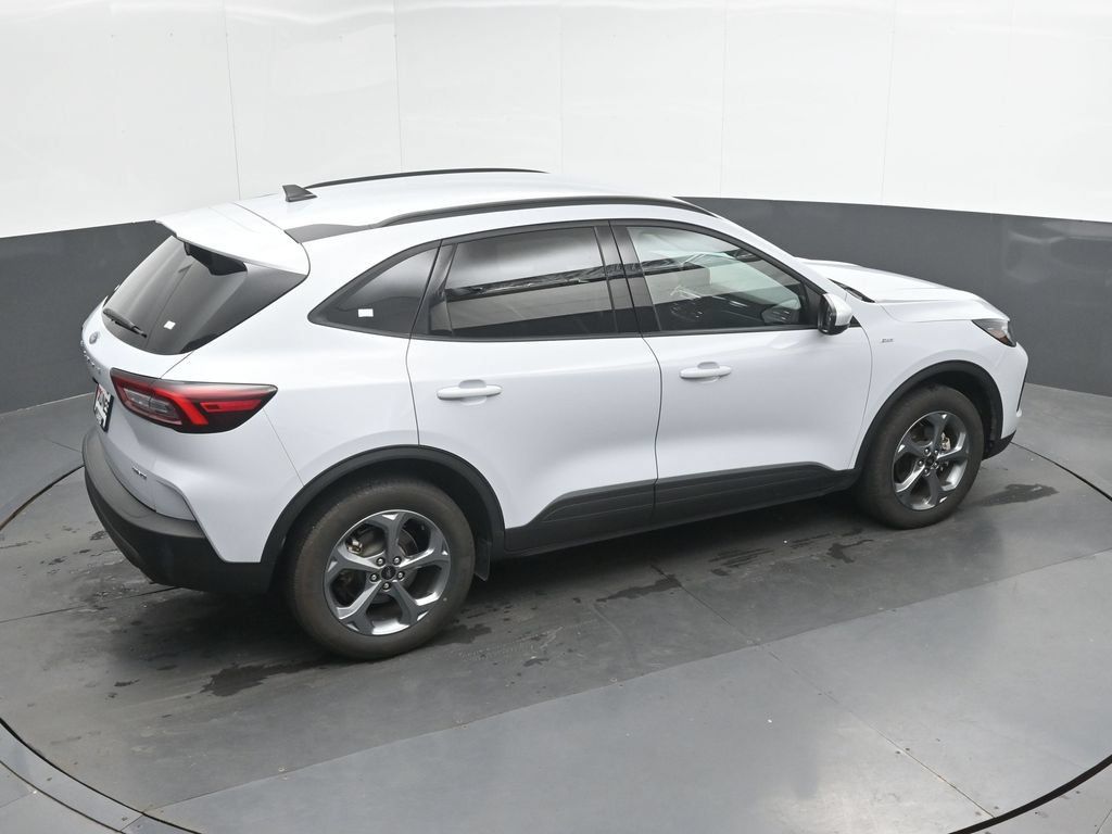 Used 2025 Ford Escape ST-Line Select AWD/4WD image 31