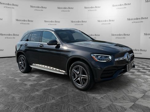 Certified 2022 Mercedes-Benz GLC 300 4MATIC image 3