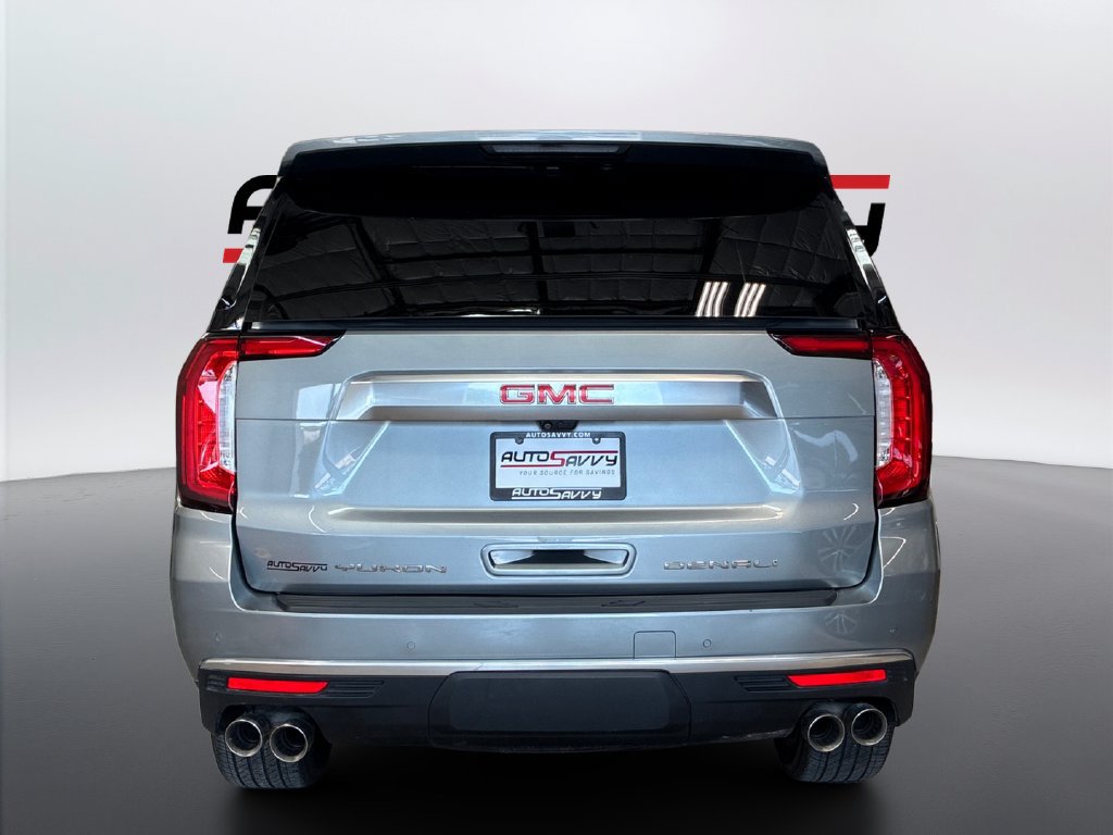 Used 2024 GMC Yukon Denali w/ Denali Reserve Package RWD image 4